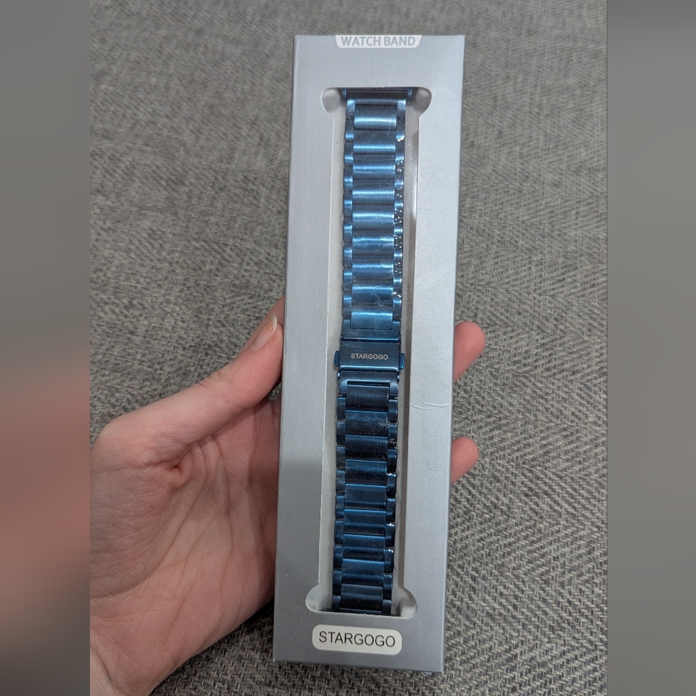 Stargogo Adjustable Blue Metal Apple Watch Band (Sizes 38/40/41 mm)